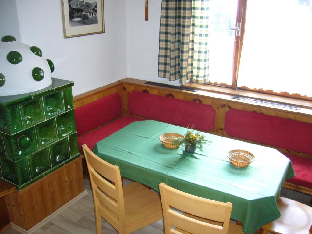 Alpenpension Haslinger Bad Gastein Room photo